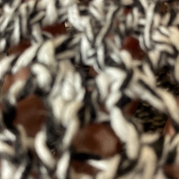 NORTON MCNAUGHTON LOOSE KNIT BLACK and WHITE CREW NECK SWEATER Size L GUC - Picture 8 of 9